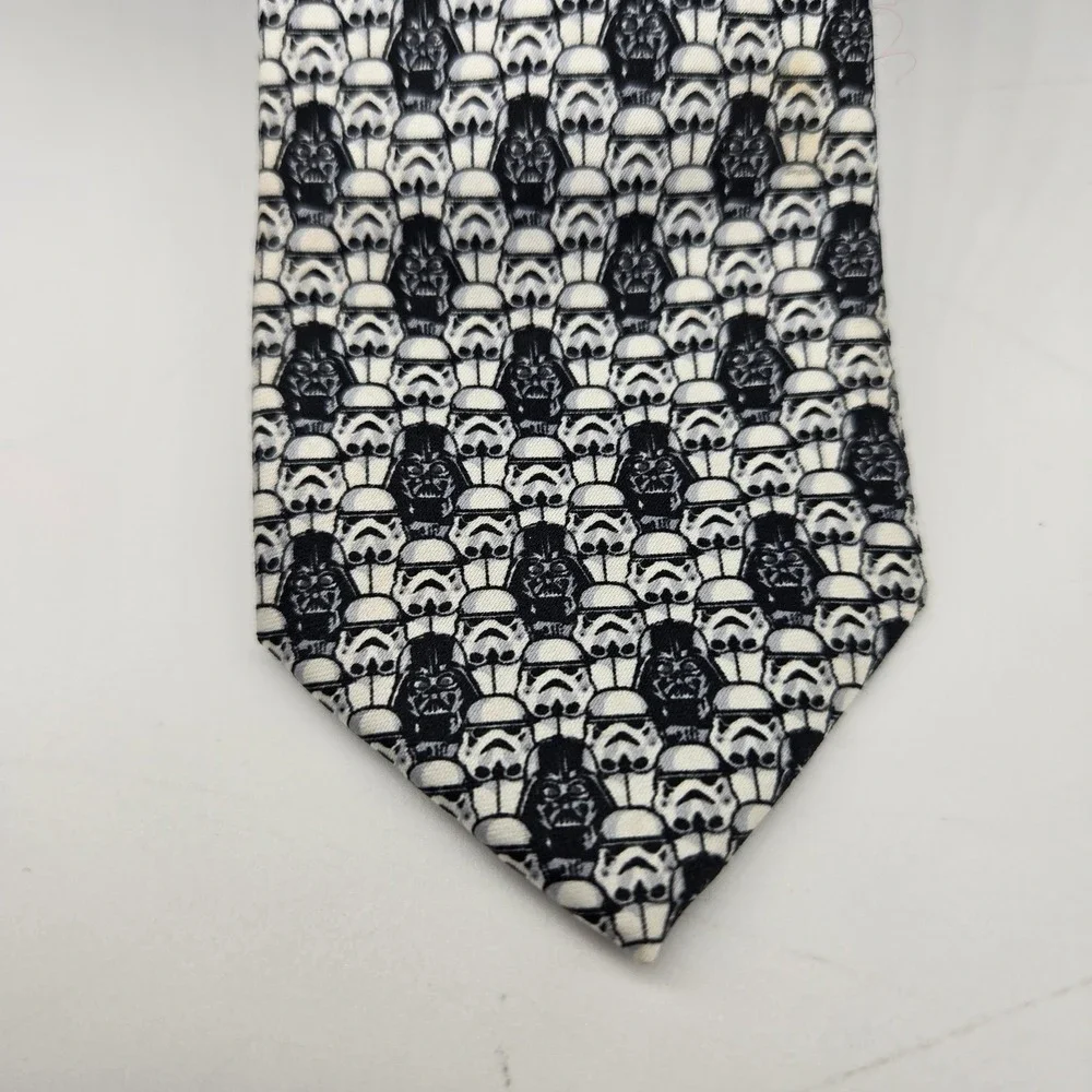 VTG Darth Vader Storm Trooper Men's Neck Tie Star Wars Nostalgia Abstract